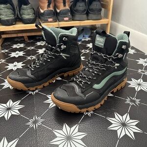 Vans UltraRange Exo Hi Gore-Tex MTE-3
